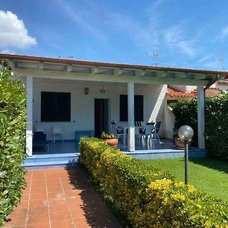 Villa Azzurra Borgo Montenero ภายนอก รูปภาพ